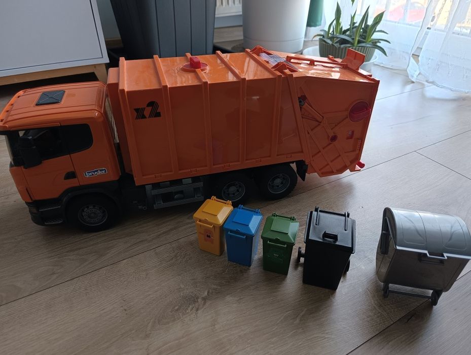 Śmieciarka Bruder