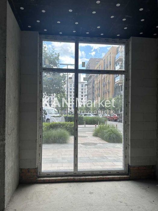 Оренда комерційного приміщення 24,8 м²  у Файна Таун