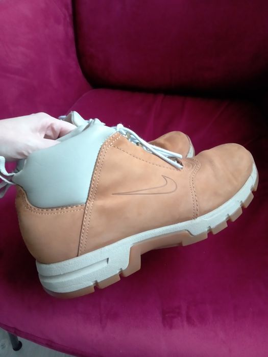 Buty Nike Air Source rozmiar 42, 5