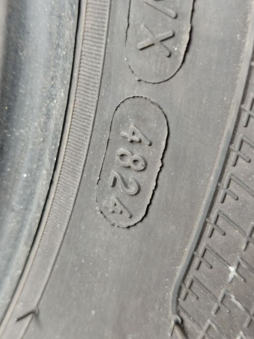 235 65 r16c cleber m+s 24-й рік