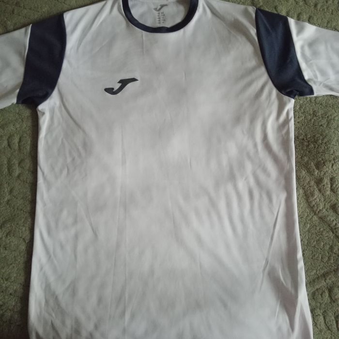 Футболка фірмова