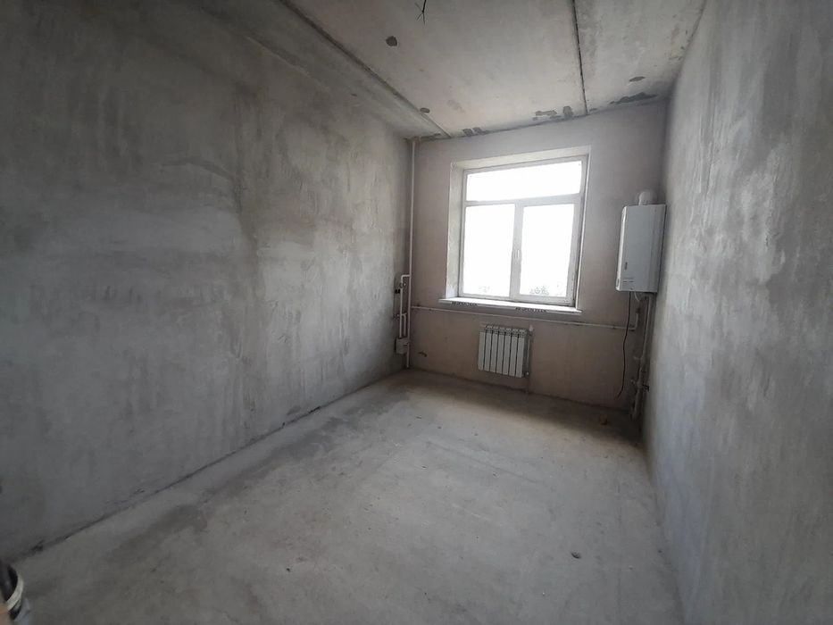 Продам простору 3-и кімнатну квартиру 92 м², р-н Автовокзалу.