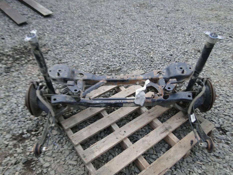 FORD GRAND C-MAX II MK2 OŚ BELKA ZAWIESZENIE TYL TYLNE WAHACZ PIASTA ZWROTNICA ZACISK TYŁ TYLNA EUROPA