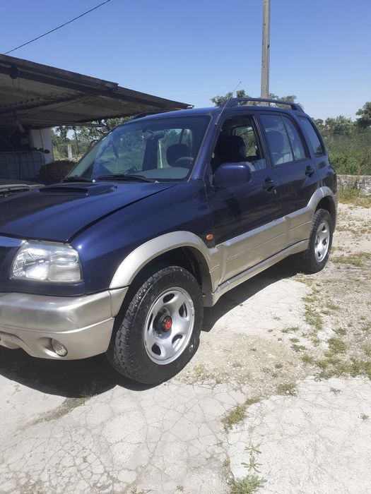Vemdo jipe suzuki gramde vitara dizel  2000 turbo 4x4