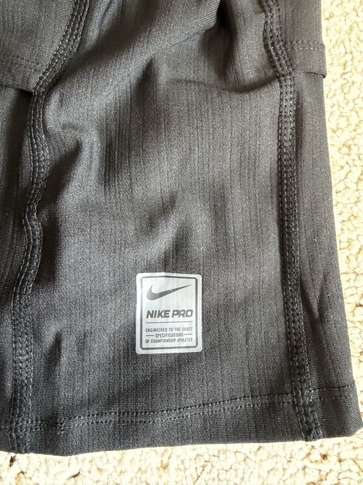 Kominiarka Nike Pro Therma-Fit Ski Mask Drill czarna