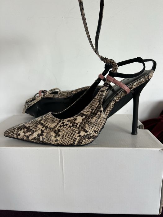 Zara 39 szpilki wężowe szpic pięty odkryte nowe szare czarne