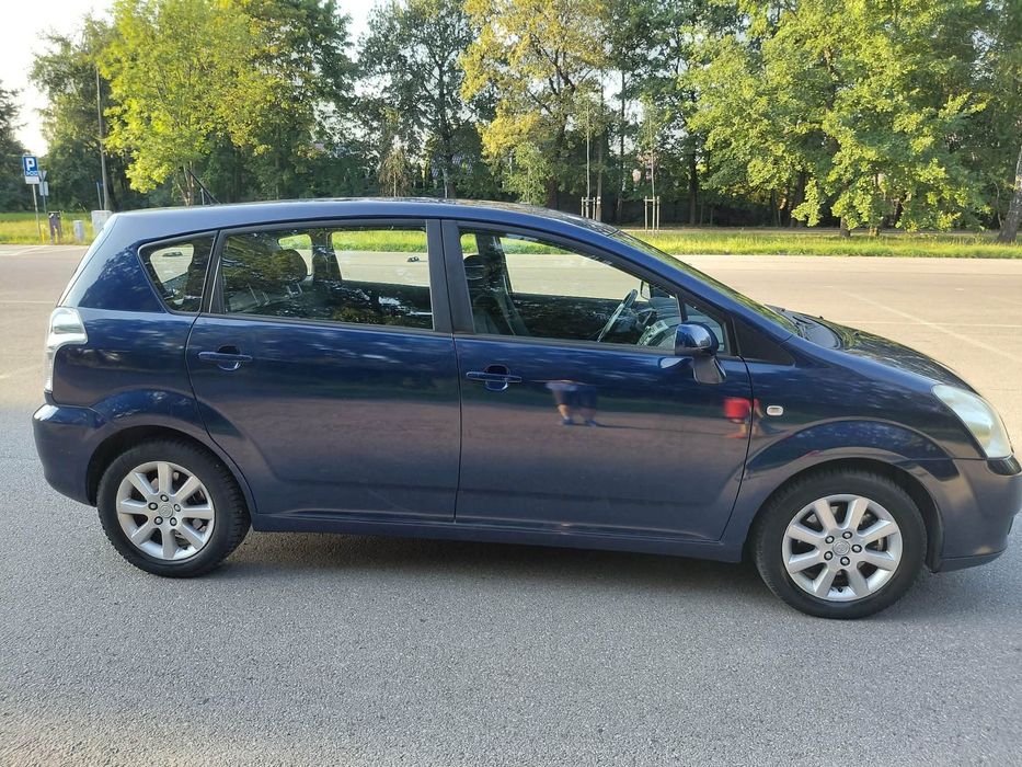 Toyota Corolla Verso Toyota Corolla Verso - stan dobry, bezwypadkowy.