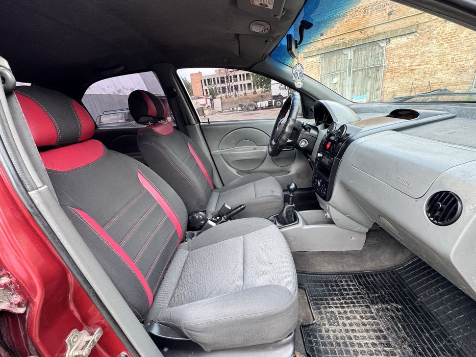 Продам економне авто газ бензин chevrolet Aveo