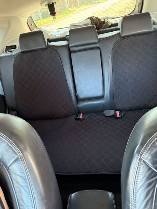 Автомобиль Nissan