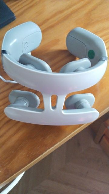 Массажер для шиї мікротоковий