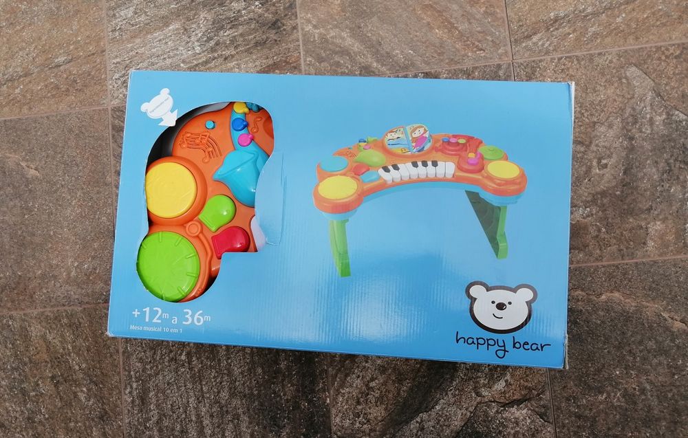 Piano didático para criança