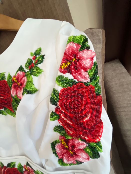 Плаття вишите бісером ручної роботи