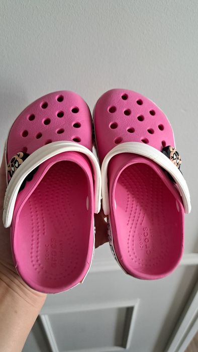 Klapki Crocs C9 lato