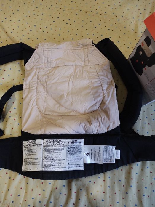 Ergobaby (canguru) porta-bebé preto