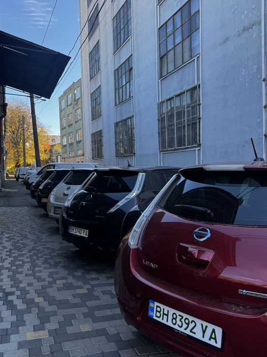 Авто под выплату Nissan leaf