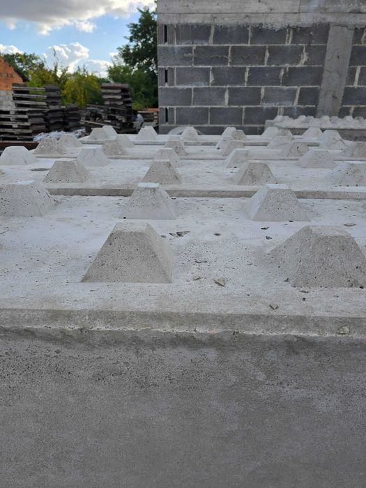 Bloki i klocki betonowe , mur oporowy,boksy.Ognioodporność .Certyfikat. Bloki 50 cm.