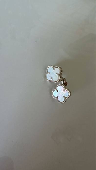 Срібні сережки Van Cleef