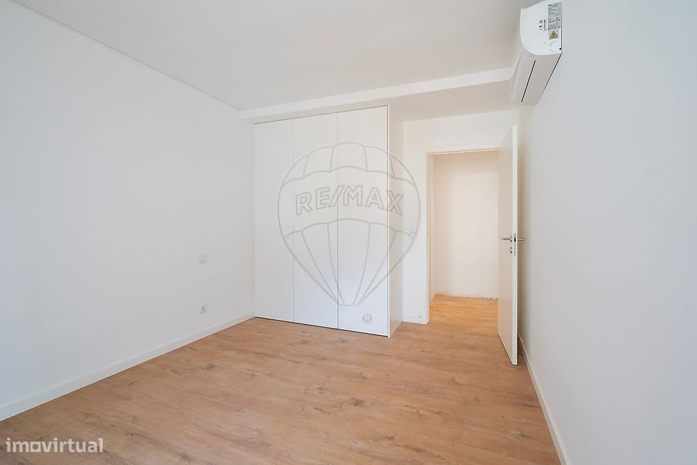 Apartamento T4 para venda