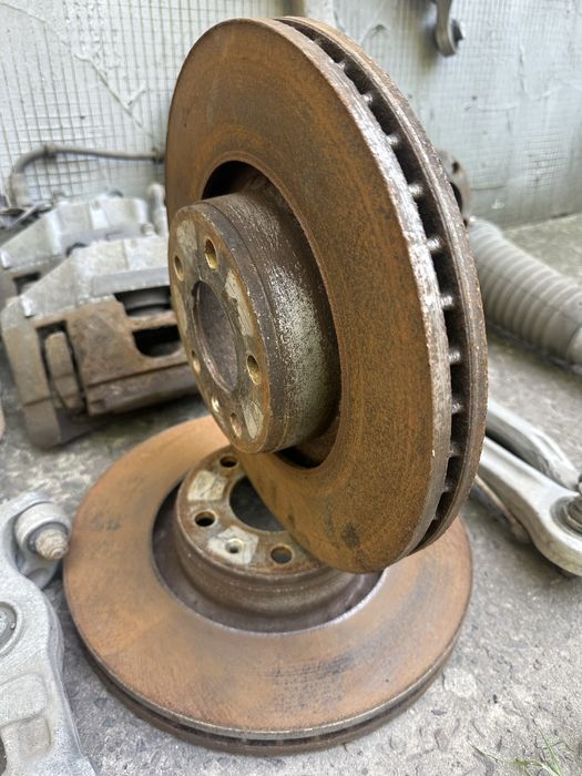 Поворотний кулак цапфа ауді audi a6 c6