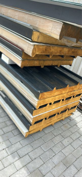 Lote Painel de Sandwich 200 mt de segunda 16 painéis 6mt 30mm de  18 painéis 5mt 10mm espessura