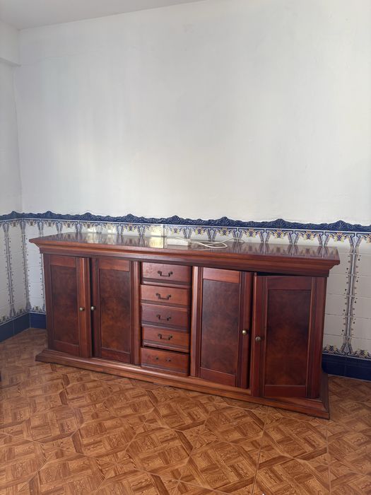 Movel de madeira maciça