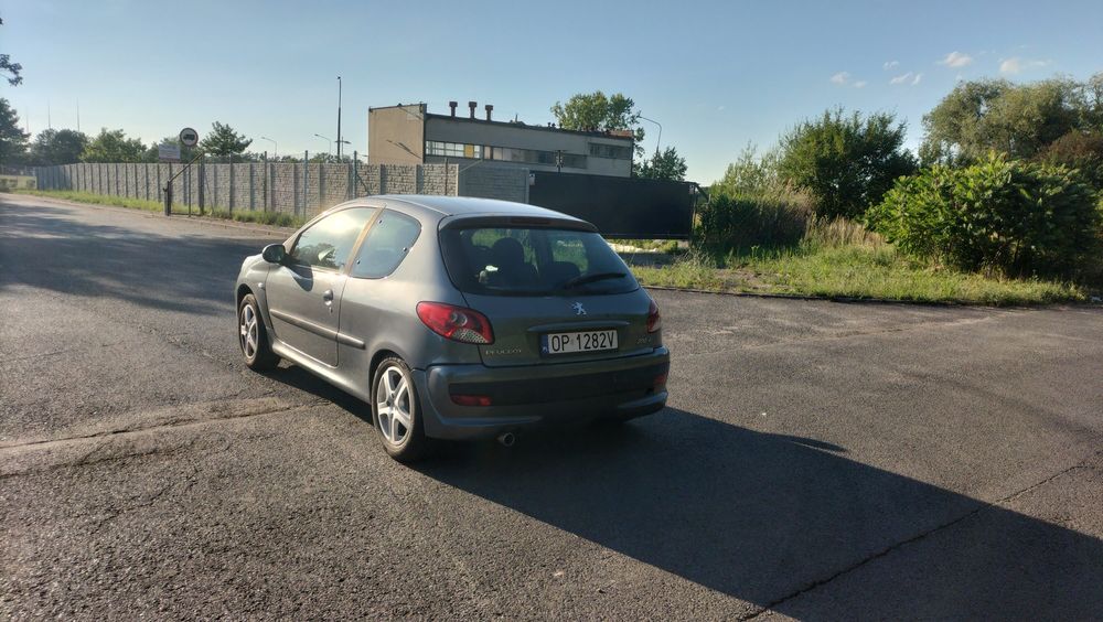 Peugeot 206 Plus