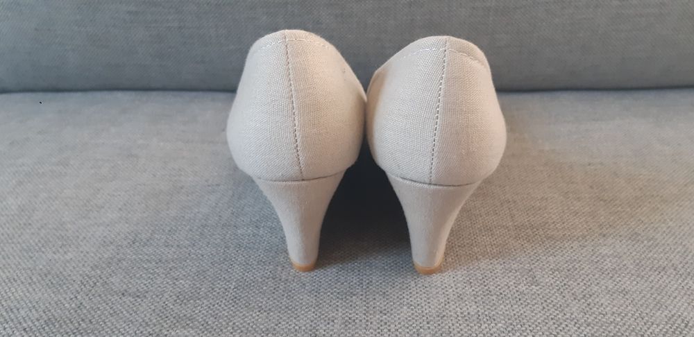 Buty Clara Barson