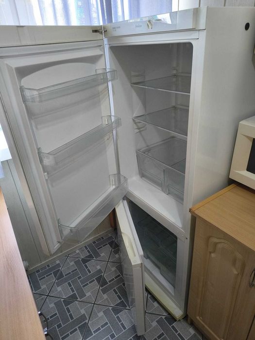 Lodówka Amica wysokość 150 cm
