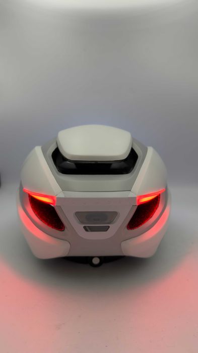 Powystawowy Kask Rowerowy Lumos Ultra E-Bike r. UNI (55-61cm)