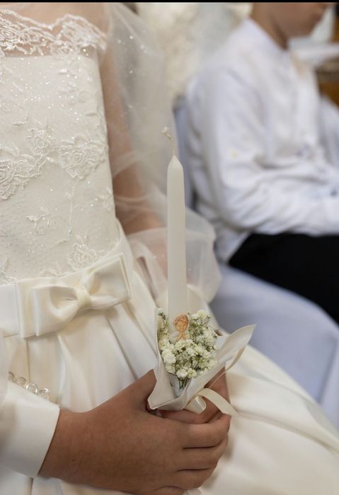 Плаття перше Причастя