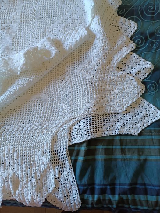 Colcha branca crochê