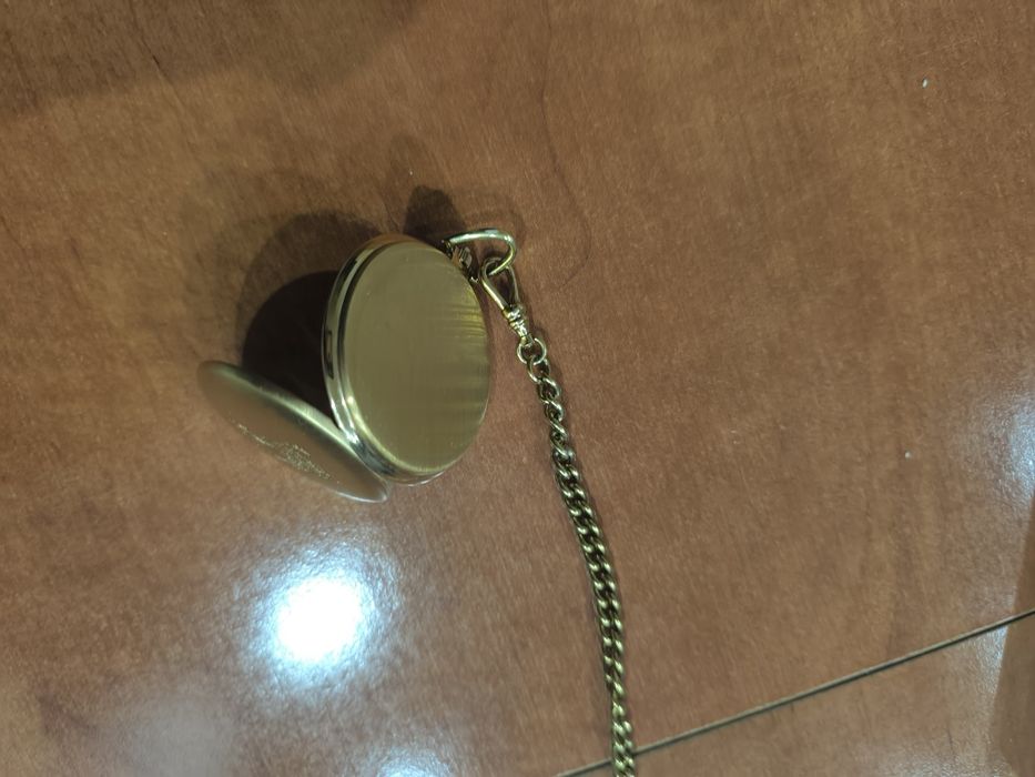 Relógio burberrys de bolso com cordel