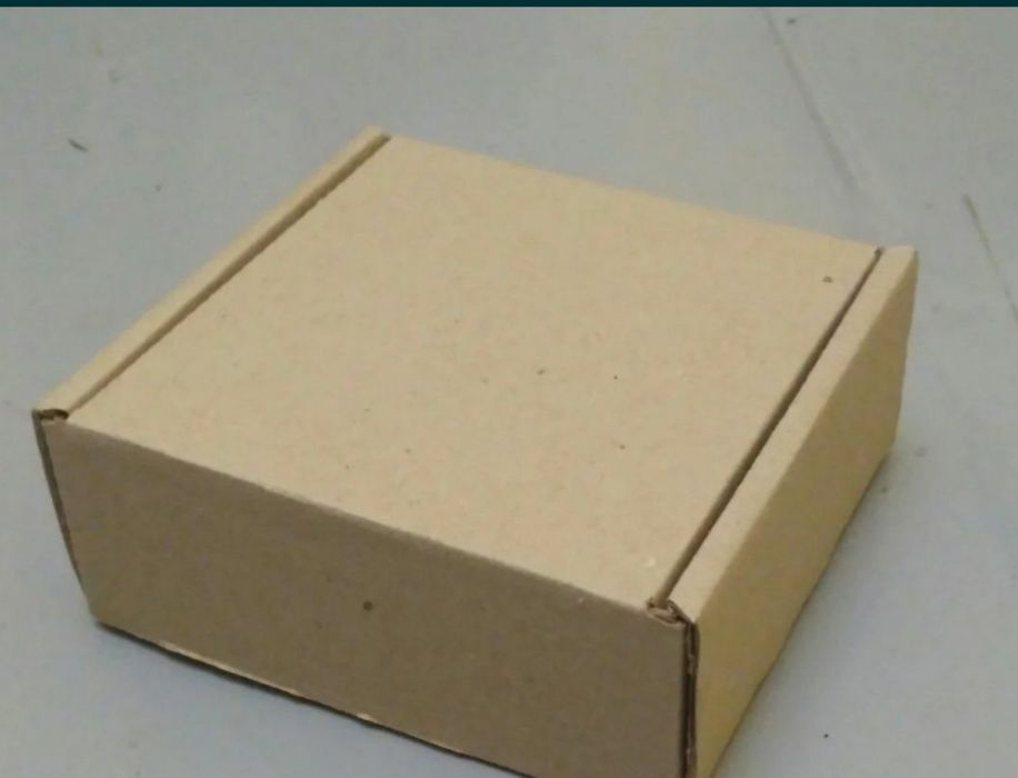 Коробки картонные