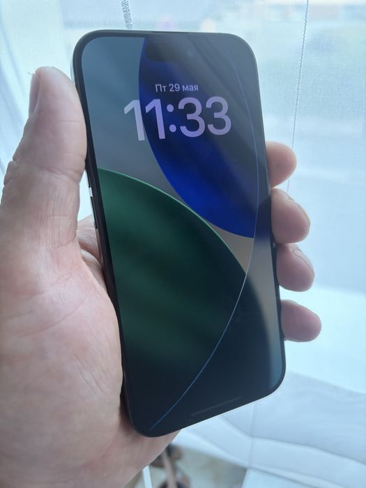 Продам айфон  15 про 128