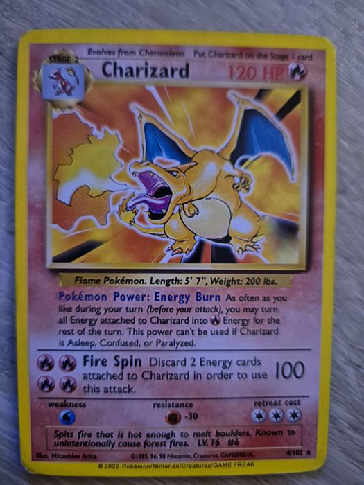 Pokemon - Carta Charizard