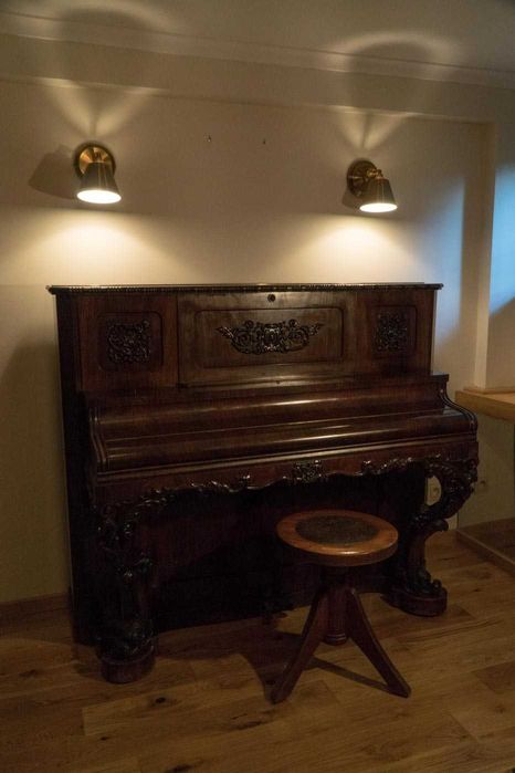 Pianino Irmler z 1850-60 roku – Historyczny instrument