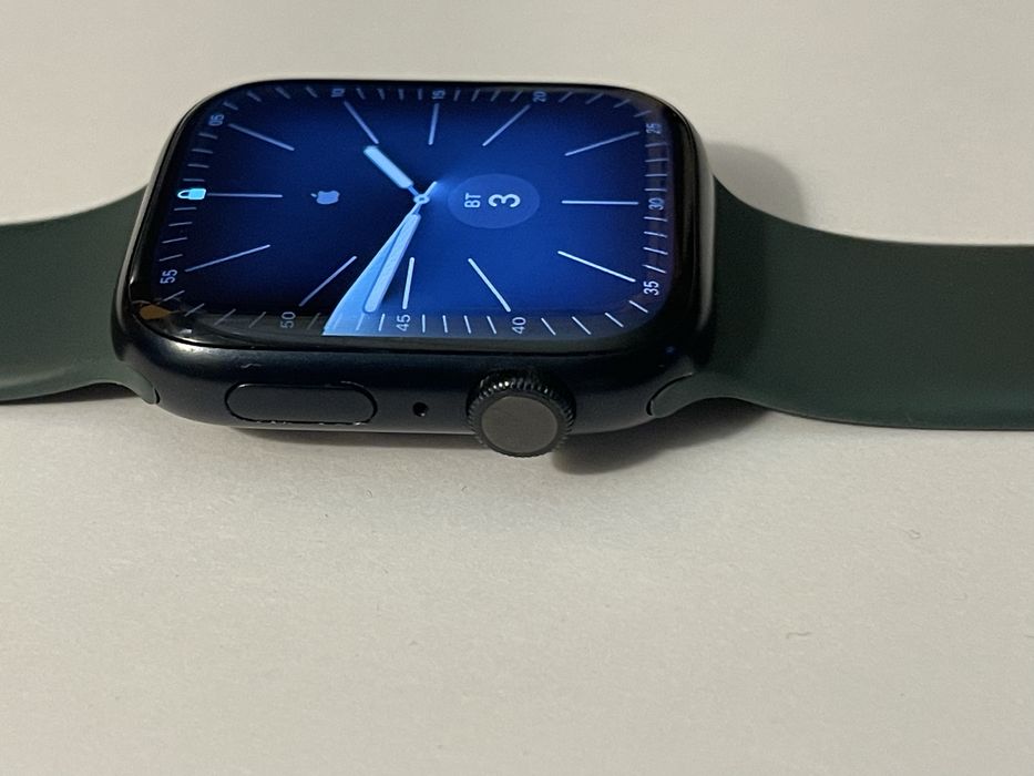 Apple Watch Series 8 45мм GPS