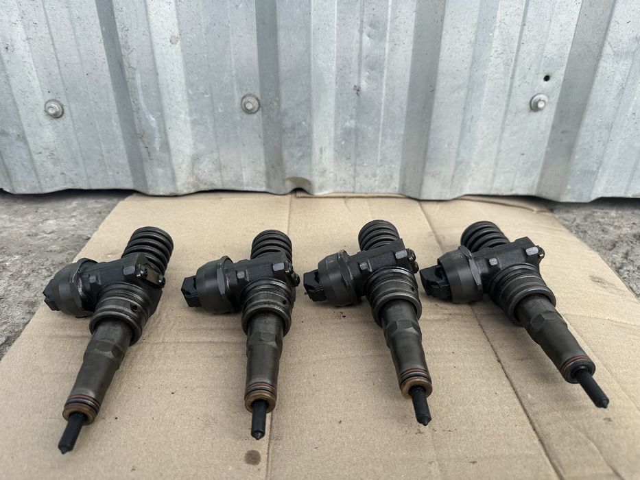 Форсунка 0414720312 Bosch насос/форсунка 2.0 TDI bmp Пасат Б6 розборка