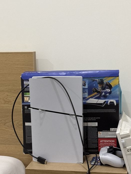 Ps5 novo com os cabos todos de origem