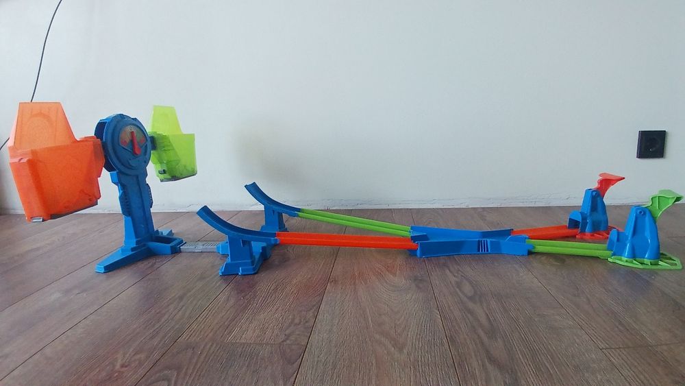 Ігровий набір Hot Wheels Шалена перевага Balance Breakout