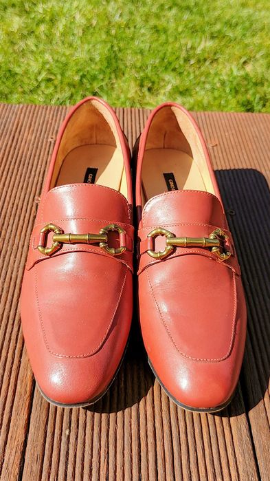 Skórzane loafersy Gino Rossi r.39