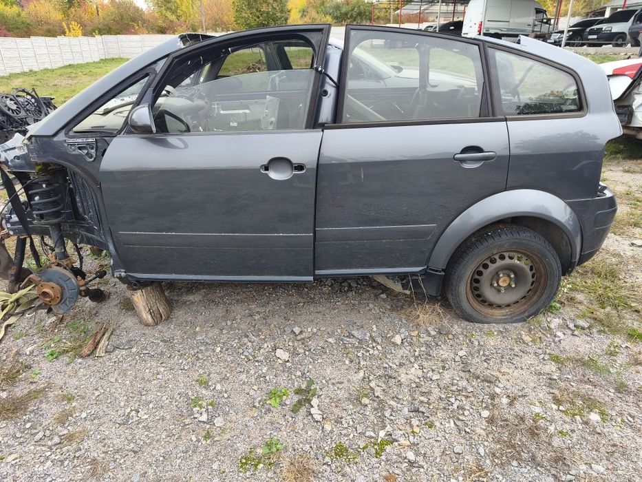 Двері ауді А2 Audi A2