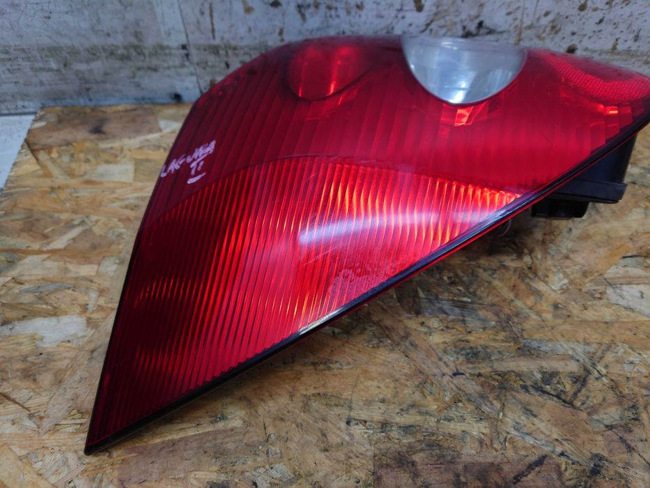 Renault Laguna II Kombi Lampa Lewa Tylna Lewy Tył LT