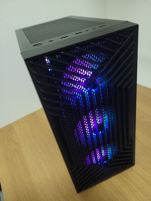 PC Gaming i5 12400 | RX 9060 XT 16 GB | 1 TB SSD NVMe | 16 GB RAM