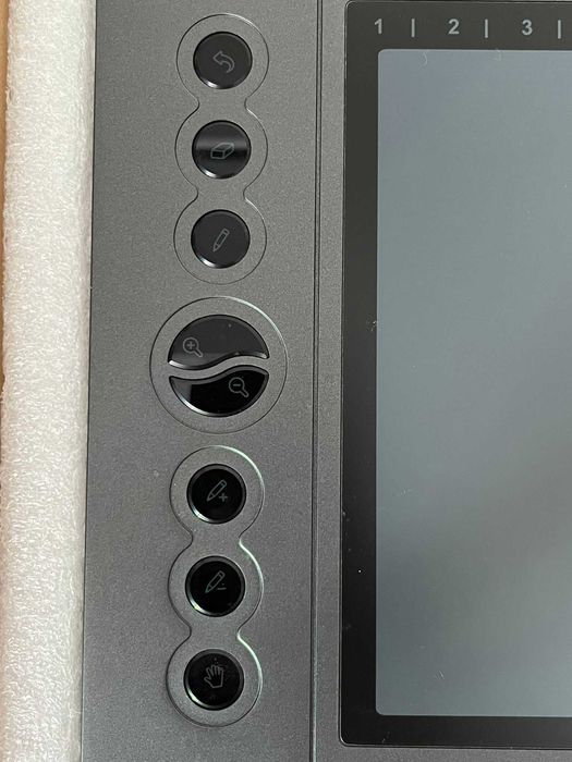 HUION Tablet graficzny H610