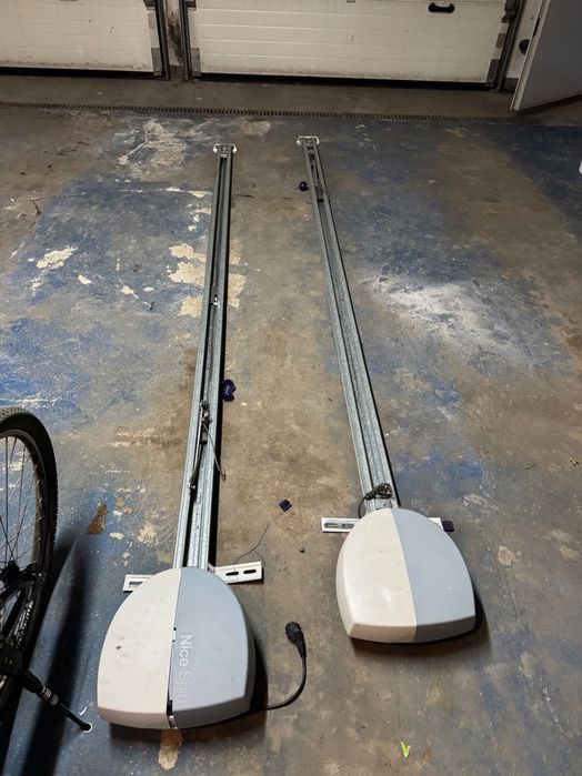 Napędy bram garażowych Nice spin