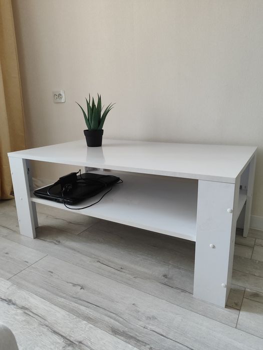 Столік журнальний