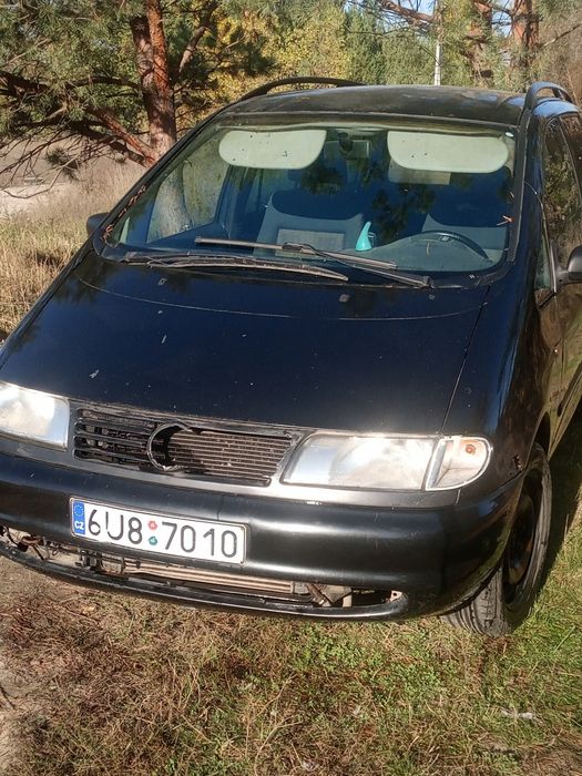 Фольксваген шаран 1999 р.в.: 1 500 $ - Volkswagen Буча на Olx