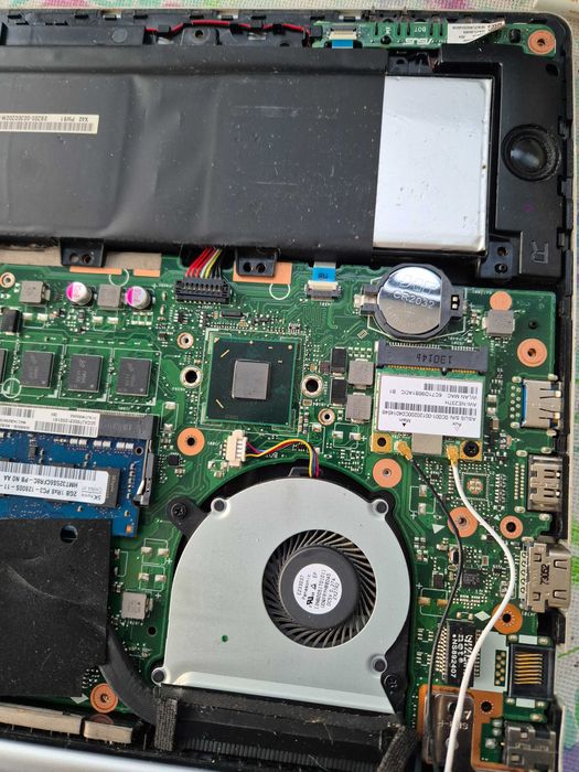 ASUS S400C keyboard with keyboard housing; remaining parts available upon request64284353304321122