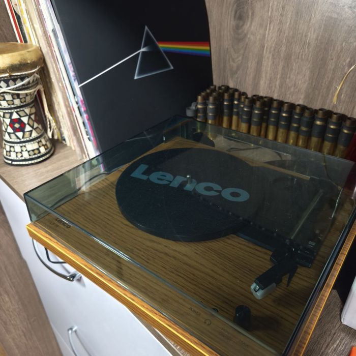 Продам вініловий програвач Lenco LS-10WD (дерево) — Стан нового!